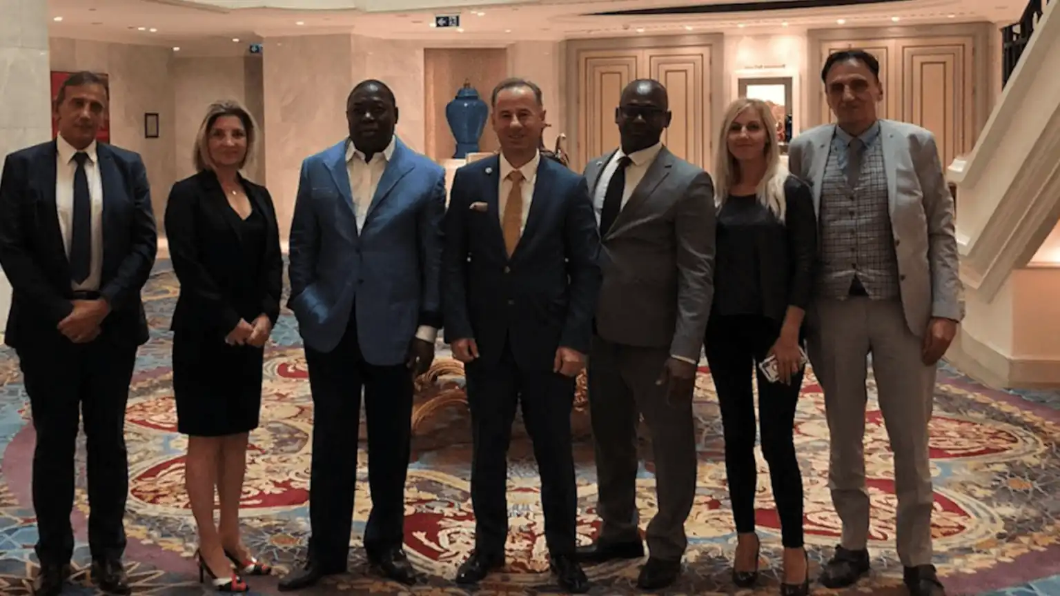 Zum Beispiel MINROGROUP und Finanzminister des Kongo 2020 in Istanbul