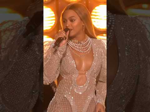 Rihanna, Beyoncé  - TEXAS HOLD ‘em